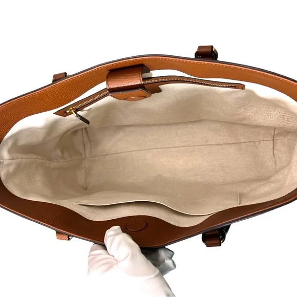 🪩🌸GIVEAWAY🌸🪩 ‼️READ ENTIRE LISTING‼️NWT Gucci Ophidia GG Denim Tote W/$2,250 - Picture 9 of 16